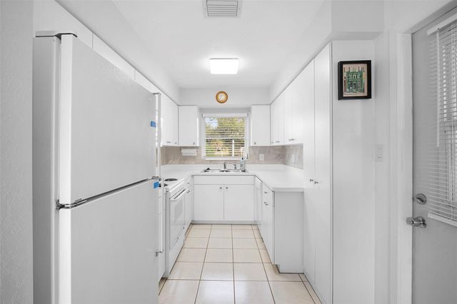 29098 RIVERVIEW LANE, Punta Gorda, FL 33982