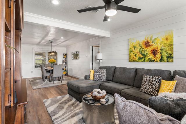 3120 Us Highway 77-A S, Hallettsville, TX 77964