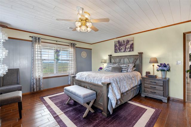 3120 Us Highway 77-A S, Hallettsville, TX 77964