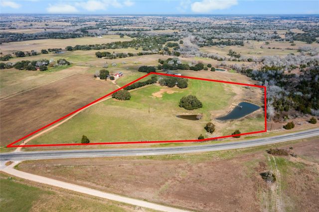 3120 Us Highway 77-A S, Hallettsville, TX 77964