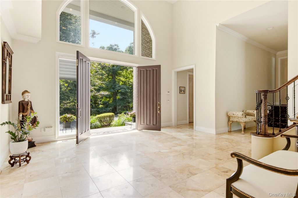 3 White Birch Road, Oyster Bay Cove, NY 11791 — photo 3