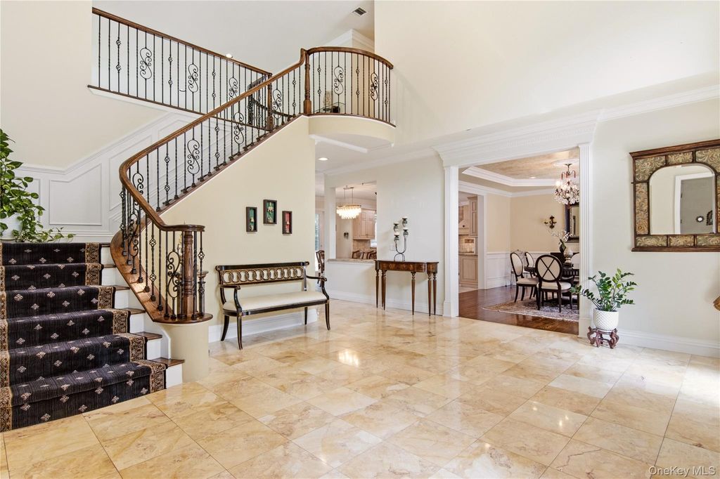 3 White Birch Road, Oyster Bay Cove, NY 11791 — photo 4