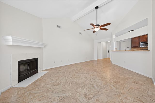 2215 Friarwood Trail, Kingwood, TX 77339