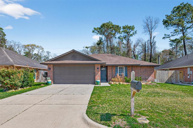 2215 Friarwood Trail, Kingwood, TX 77339