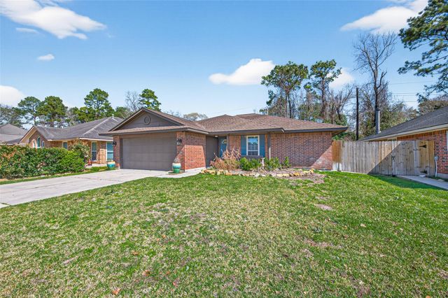 2215 Friarwood Trail, Kingwood, TX 77339