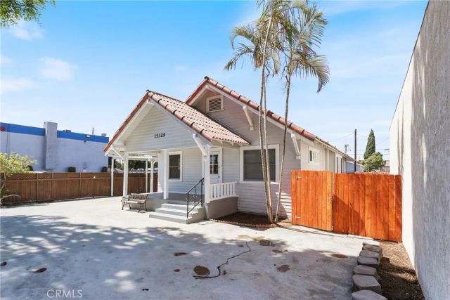 15329 Paramount Boulevard, Paramount, CA 90723
