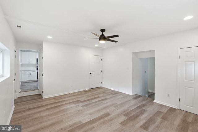 1419 VICTORY AVE, Williamstown, NJ 08094