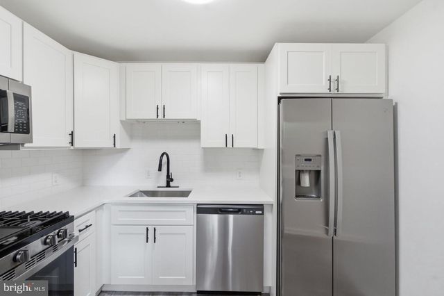 1419 VICTORY AVE, Williamstown, NJ 08094