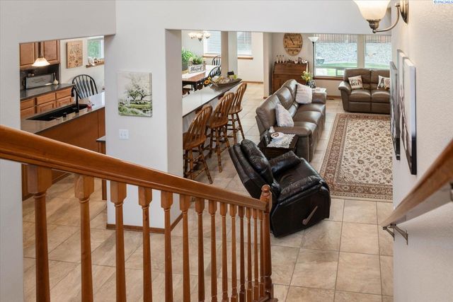 3515 S Keller Street, Kennewick, WA 99337