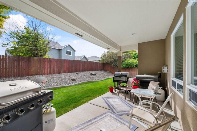 3515 S Keller Street, Kennewick, WA 99337