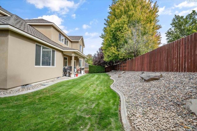 3515 S Keller Street, Kennewick, WA 99337