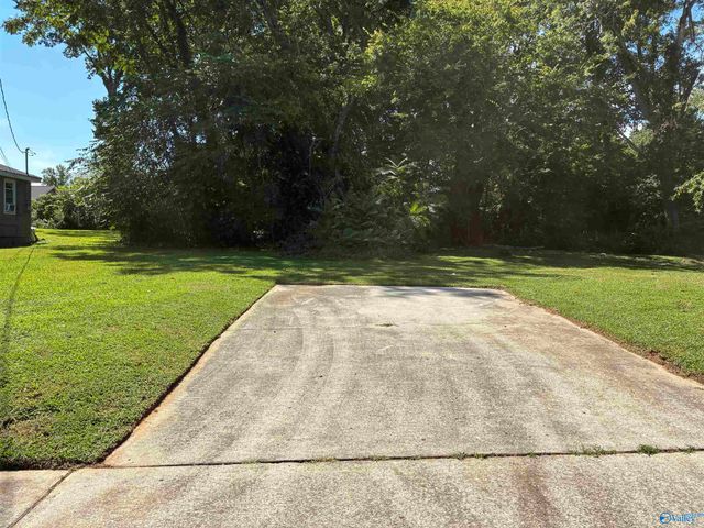 6028 Normal Heights Circle NW, Huntsville, AL 35810