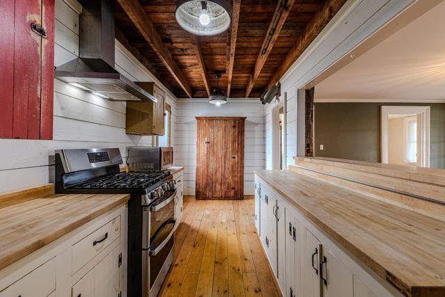 1851 Route 30, Pawlet, VT 05761