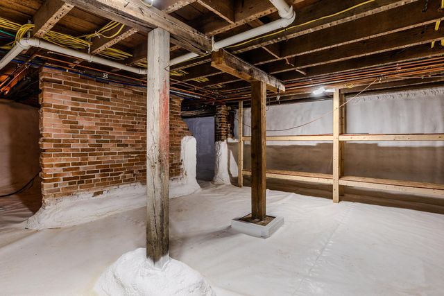 1851 Route 30, Pawlet, VT 05761