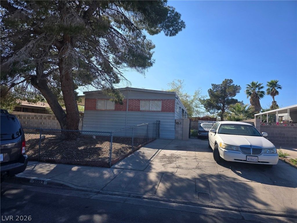 3603 Arbolado Drive, Las Vegas, NV 89121