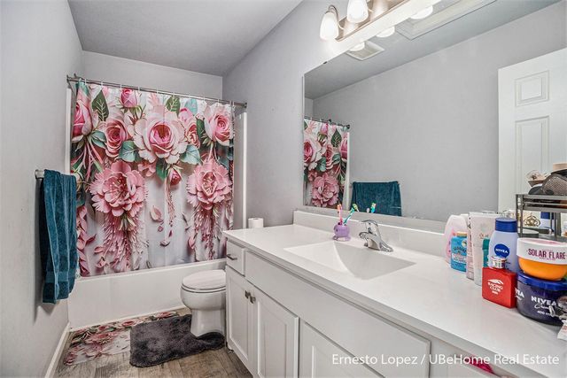 4061 Tributary Drive, Holland, MI 49424