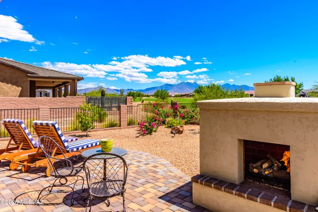 2460 E Copper Vly Way, Green Valley, AZ 85614