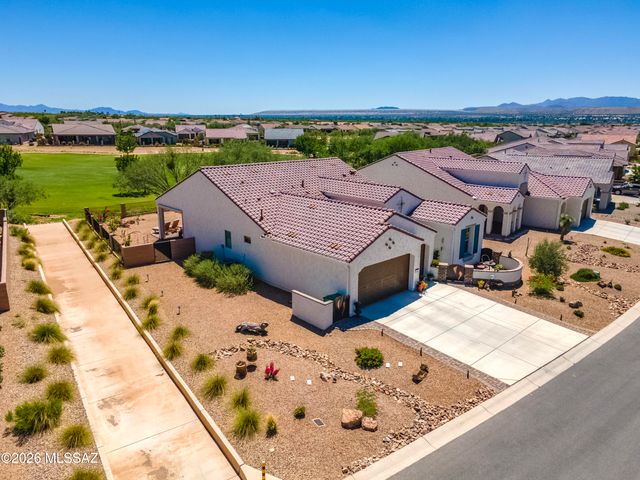 2460 E Copper Vly Way, Green Valley, AZ 85614