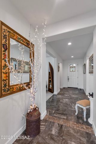 2460 E Copper Vly Way, Green Valley, AZ 85614