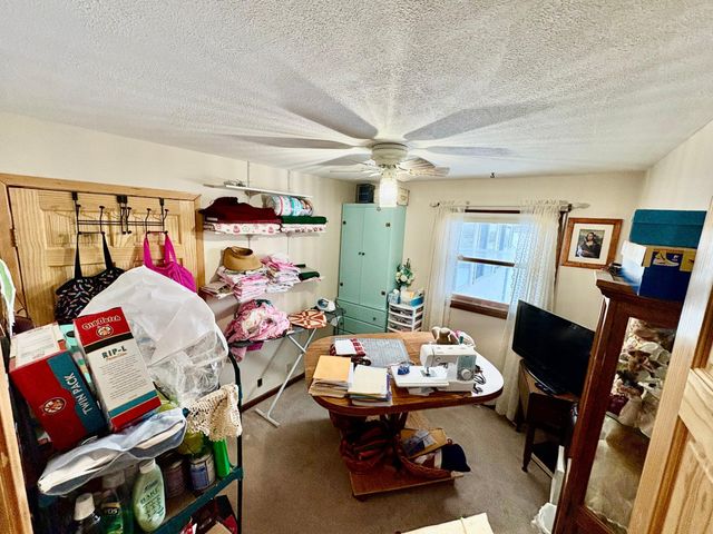 1398 4th Street NW, Baudette, MN 56623