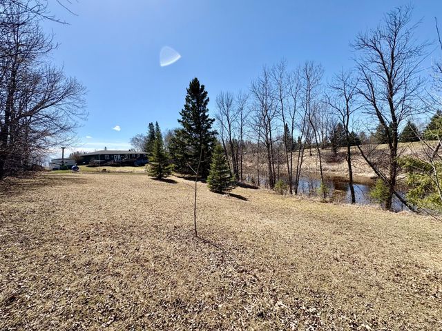 1398 4th Street NW, Baudette, MN 56623