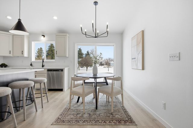 3718 27th Street S, Moorhead, MN 56560