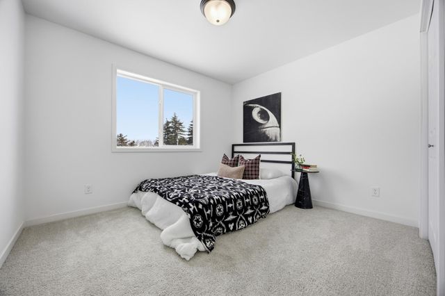 3718 27th Street S, Moorhead, MN 56560