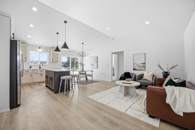 3718 27th Street S, Moorhead, MN 56560