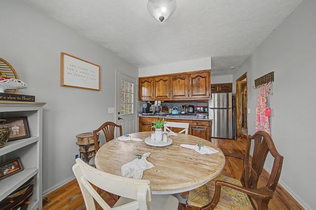 1450 Pomona Rd, Dickson, TN 37055