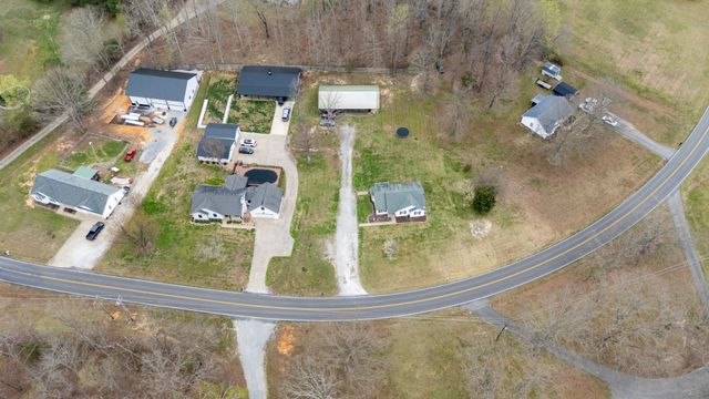 1450 Pomona Rd, Dickson, TN 37055