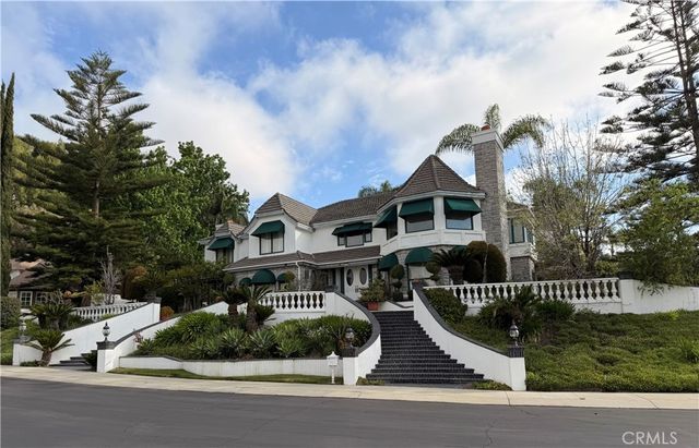 2759 N Chauncey, Orange, CA 92867