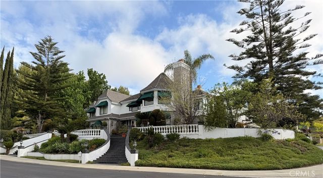 2759 N Chauncey, Orange, CA 92867