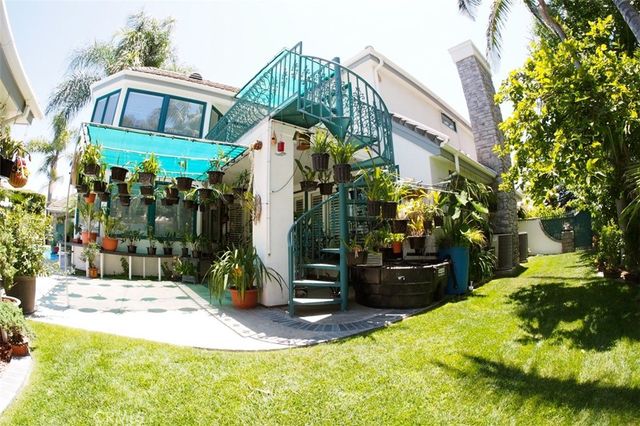 2759 N Chauncey, Orange, CA 92867