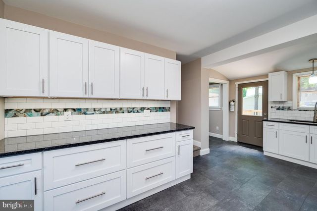 662 SPRUCE ST, Pottstown, PA 19464