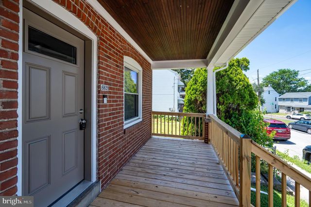 662 SPRUCE ST, Pottstown, PA 19464