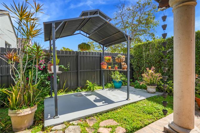 14360 SW 156th Ter, Miami, FL 33177