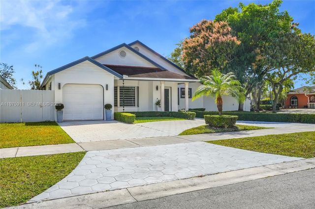 14360 SW 156th Ter, Miami, FL 33177