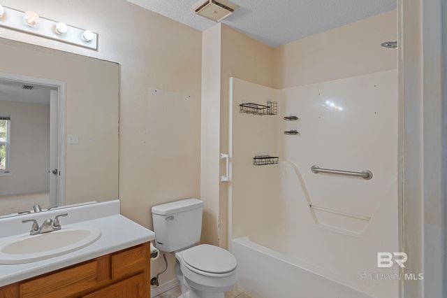 2200 W 2nd Avenue 107C, Gulf Shores, AL 36542