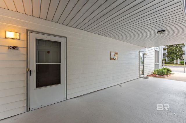 2200 W 2nd Avenue 107C, Gulf Shores, AL 36542