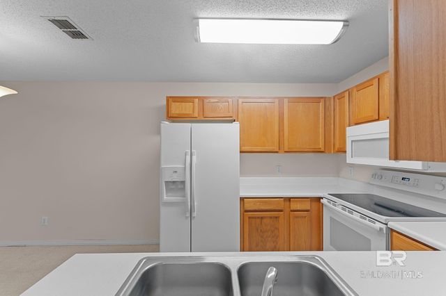 2200 W 2nd Avenue 107C, Gulf Shores, AL 36542