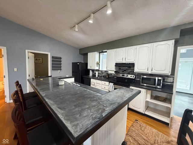 402 W Black Foot Trail, Greensburg, IN 47240