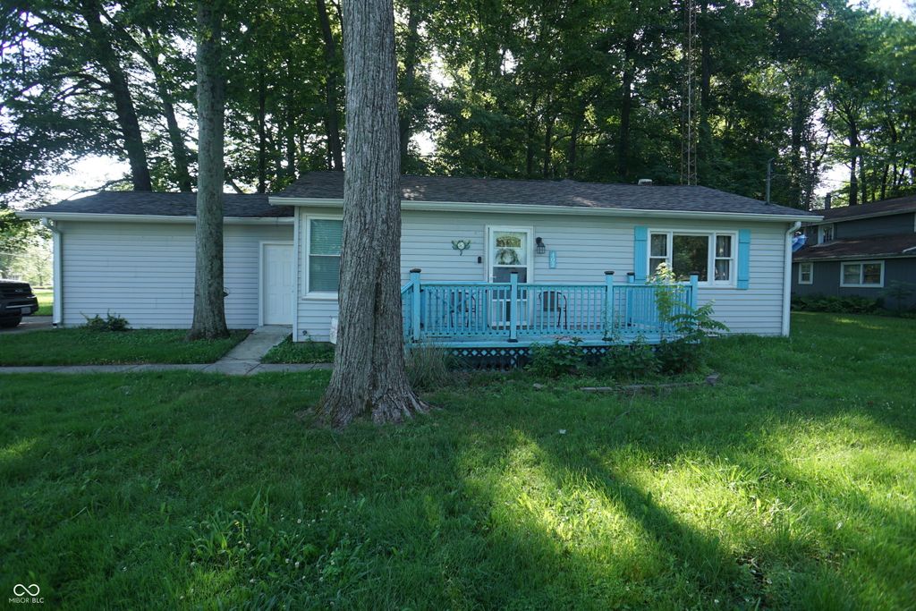 402 W Black Foot Trail, Greensburg, IN 47240