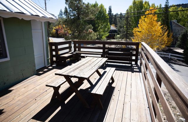 39104 Willow Landing, Big Bear Lake, CA 92315