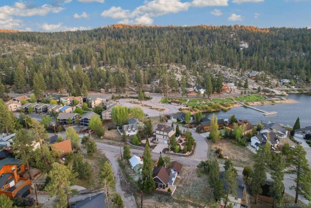 39104 Willow Landing, Big Bear Lake, CA 92315