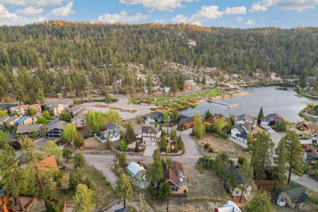39104 Willow Landing, Big Bear Lake, CA 92315