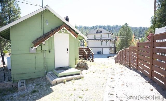 39104 Willow Landing, Big Bear Lake, CA 92315