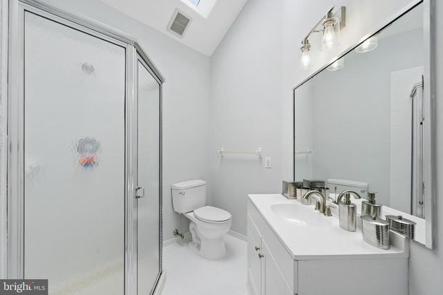 916 CHANTICLEER, Cherry Hill, NJ 08003