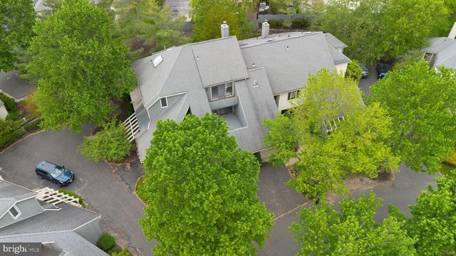 916 CHANTICLEER, Cherry Hill, NJ 08003