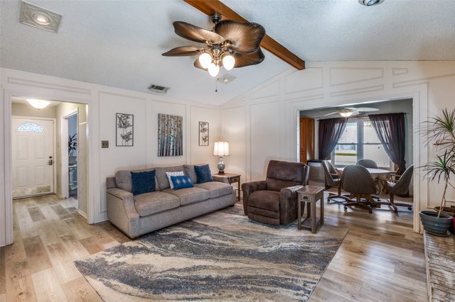 2512 Harbinger Lane, Dallas, TX 75287