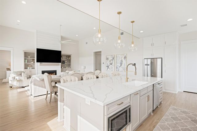 3709 Biscayne Beach Road, Port Bolivar, TX 77650